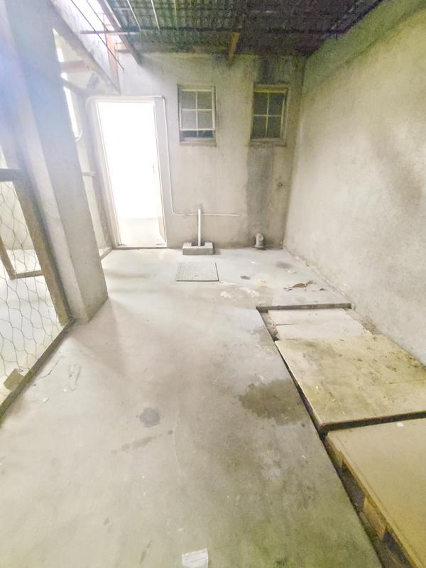 To Let commercial Property for Rent in Parow Western Cape